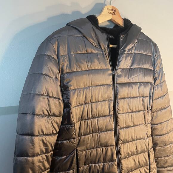 Andrew Marc Reversible Puffer & Faux Fur Jacket Silver & Black SZ Small EUC - Picture 5 of 16